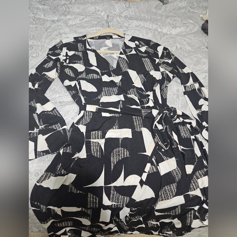 Womens XL Ann Taylor Wrap Dress
